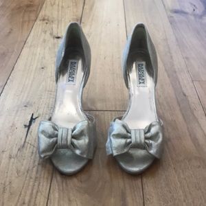 Badgley Mischka Gold Bow Pumps